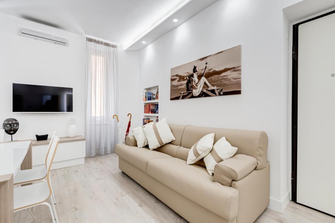 Bmga L The White Crown Apartment In Testaccio Рим Екстериор снимка