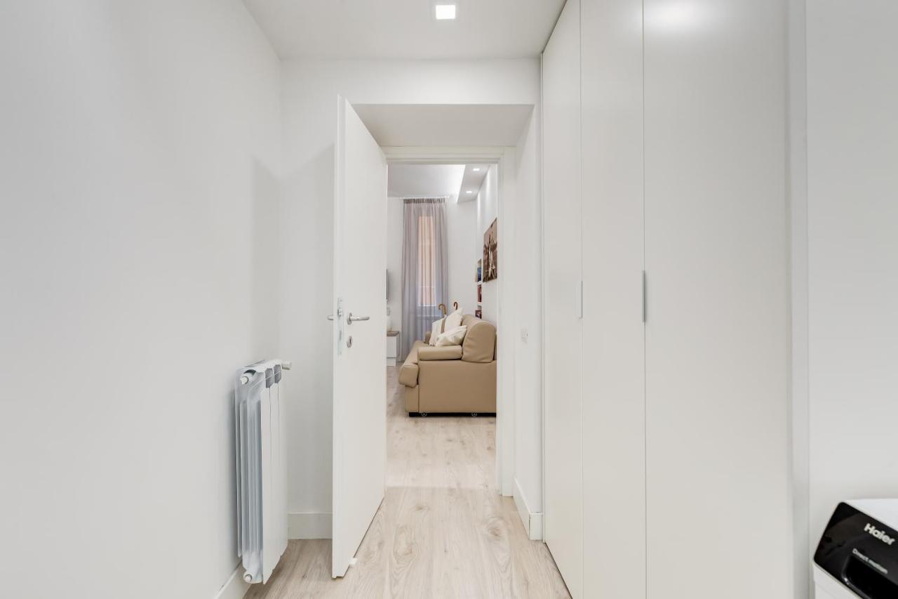 Bmga L The White Crown Apartment In Testaccio Рим Екстериор снимка