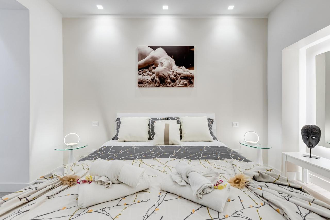 Bmga L The White Crown Apartment In Testaccio Рим Екстериор снимка
