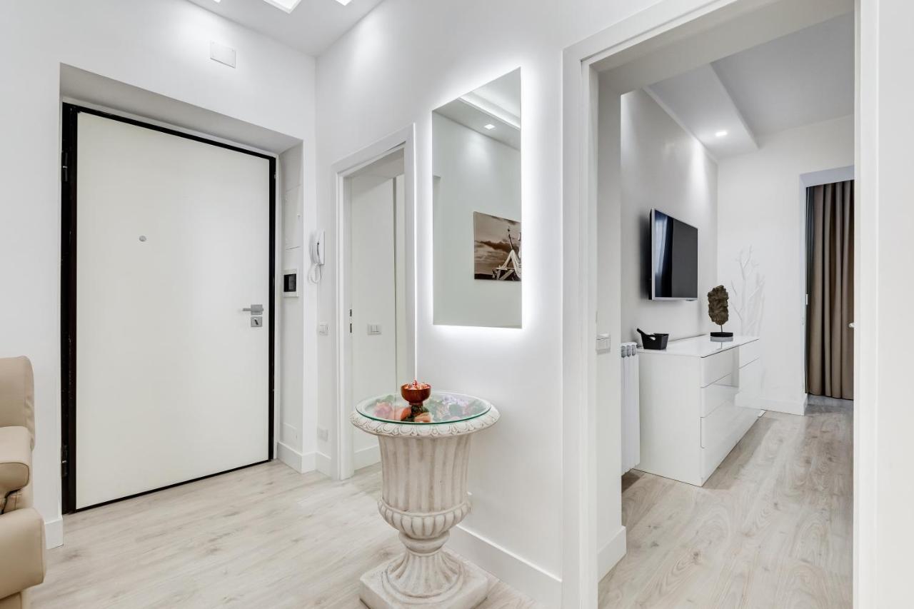 Bmga L The White Crown Apartment In Testaccio Рим Екстериор снимка